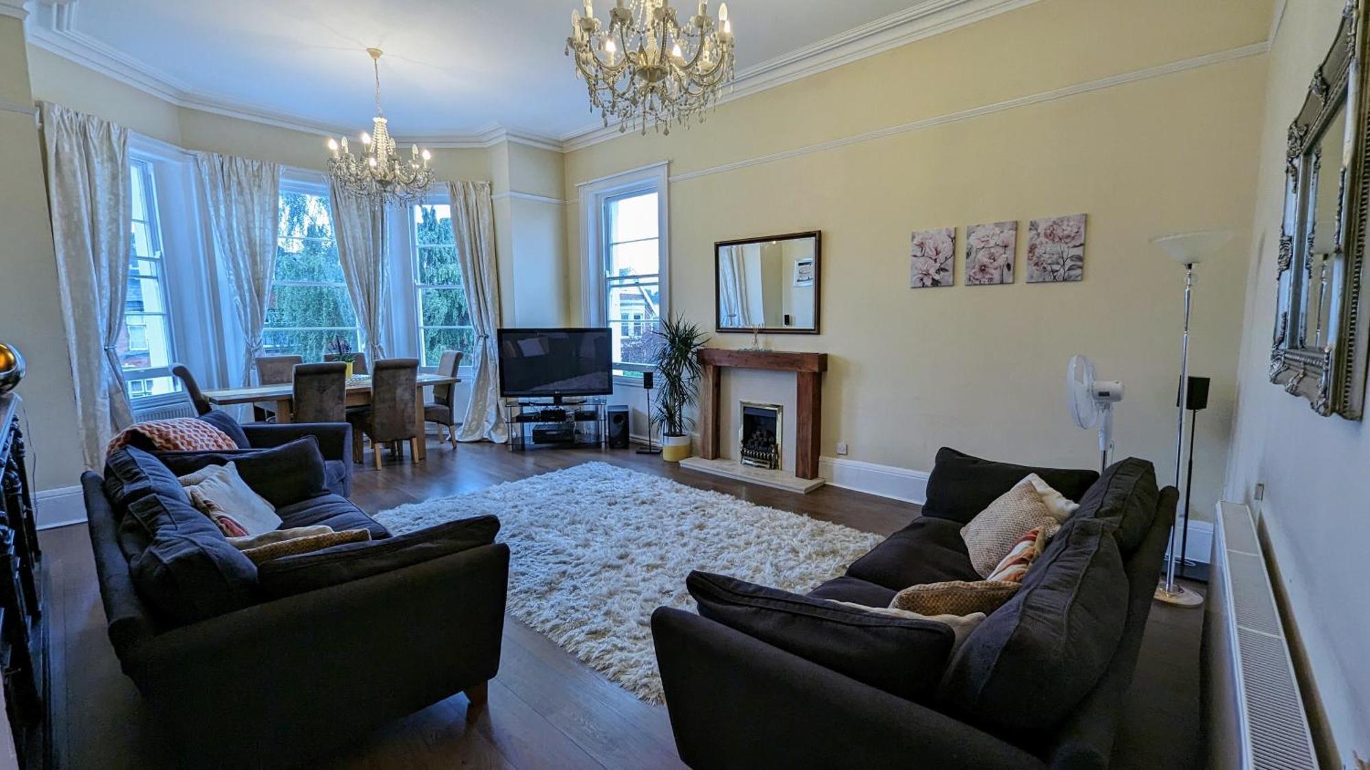 Cotswold Vip Regency Lodge Cheltenham Exterior foto